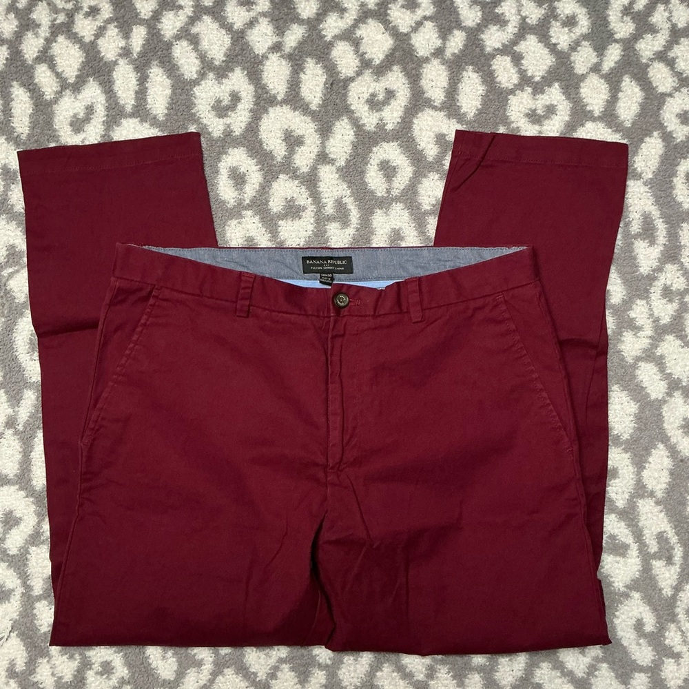 Banana Republic Deep Red Chino Pants 36 x 30